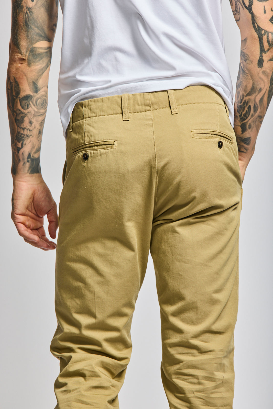 Easy Mondays Drawstring Chino Khaki-Men&#39;s Pants-Howard-Surrey-Canada