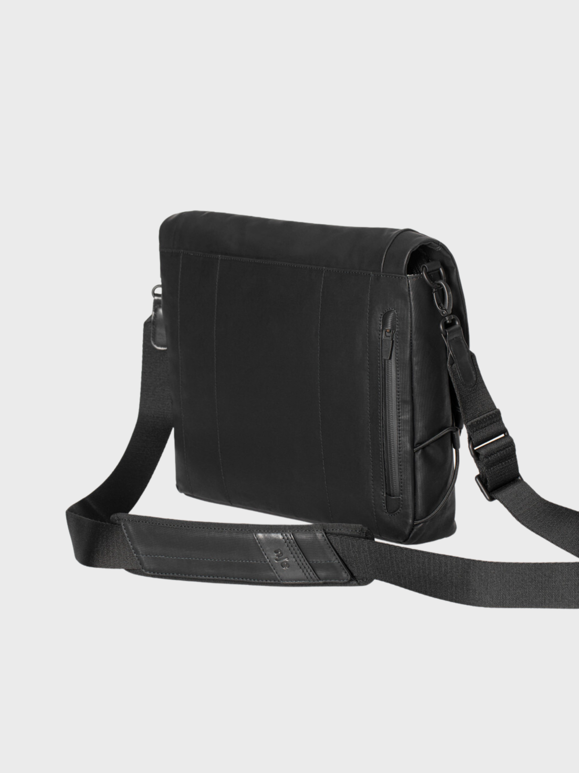 Aunts & Uncles Bags Matsumoto Messenger Bag Black-Men's Bags-Howard-Surrey-Canada