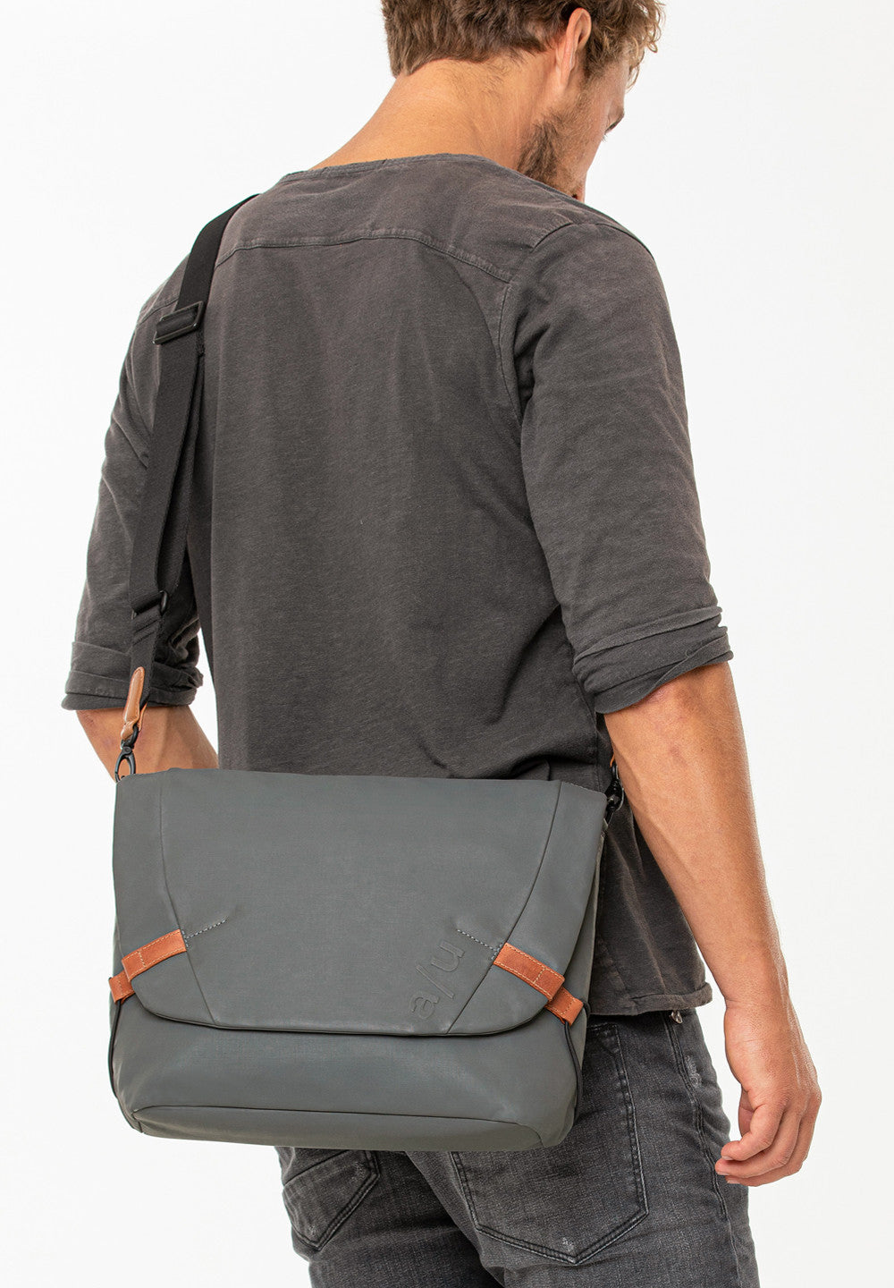 Aunts &amp; Uncles Bags Matsumoto Messenger Bag Gravity Grey-Men&#39;s Bags-Howard-Surrey-Canada